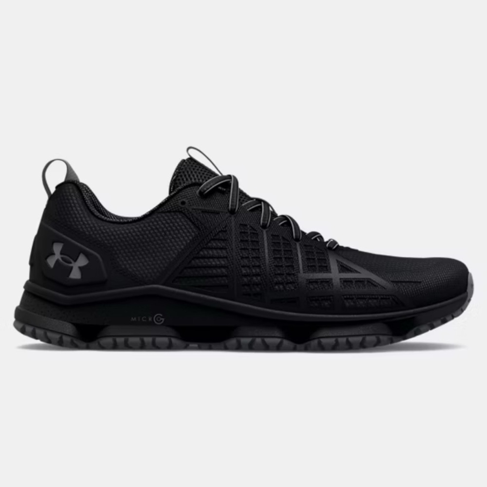 NEW Under Armour Black Strikefast tactical shoes